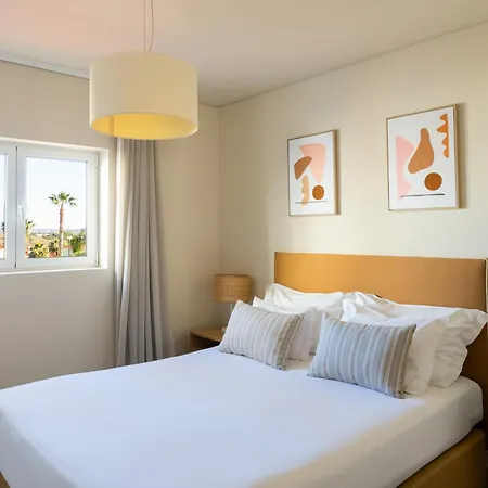 Eden & Semesteranläggning (resort)